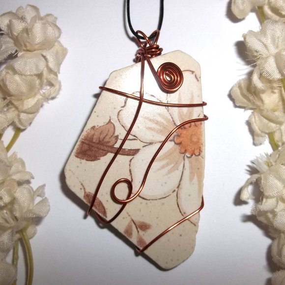 wvluckygirl Jewelry - Retro Vintage Pottery Necklace New Wire Wrapping Flower Tan Orange Copper C084